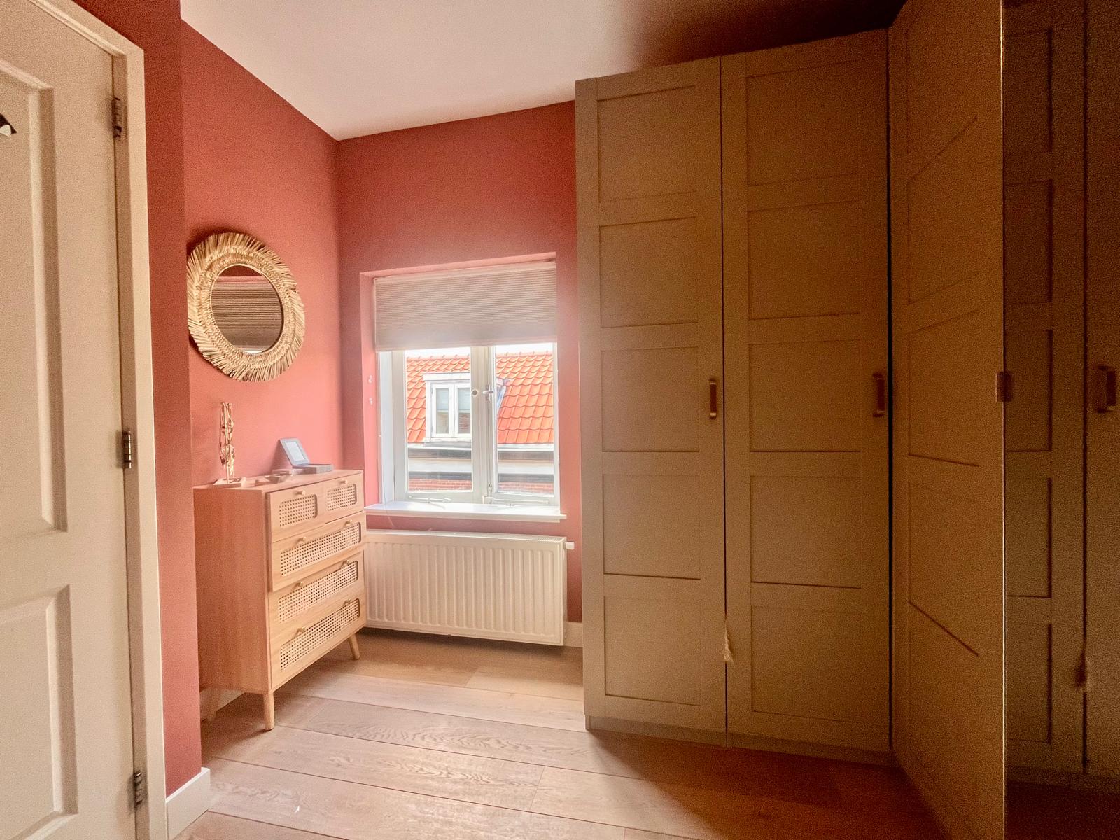 Kamer aan Nieuwe Kerksplein, Haarlem 6