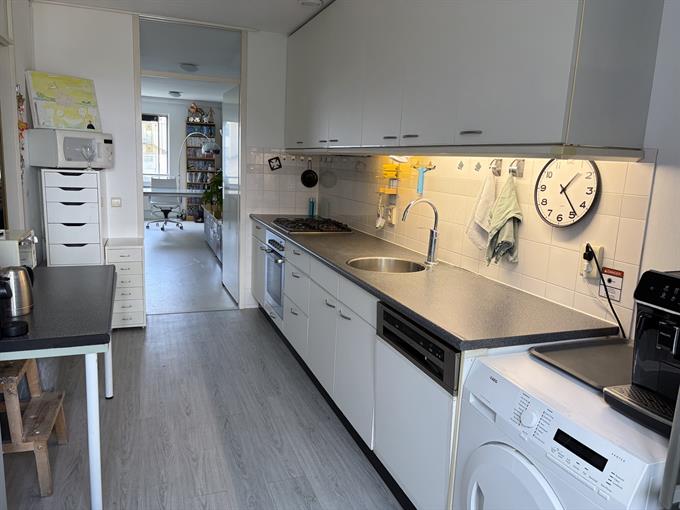Zimmer bei C. van Eesterenlaan In Amsterdam