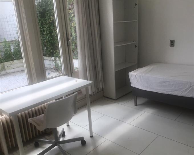 Zimmer bei Balistraat In Den Haag