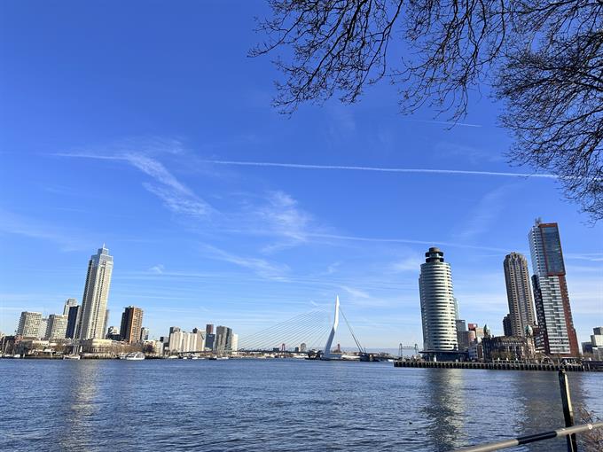 Zimmer bei Maashaven N.z. In Rotterdam