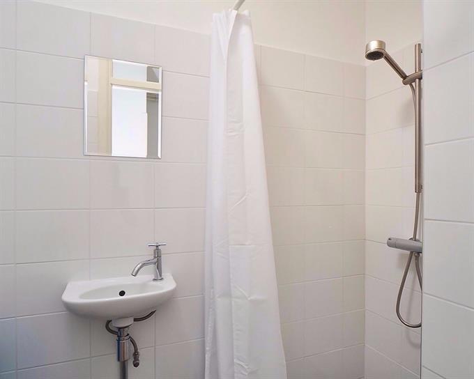 Wohnung bei Ermelostraat In Den Haag