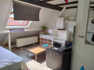 Room for rent 750 euro Wethouder Seegersplein, Amsterdam