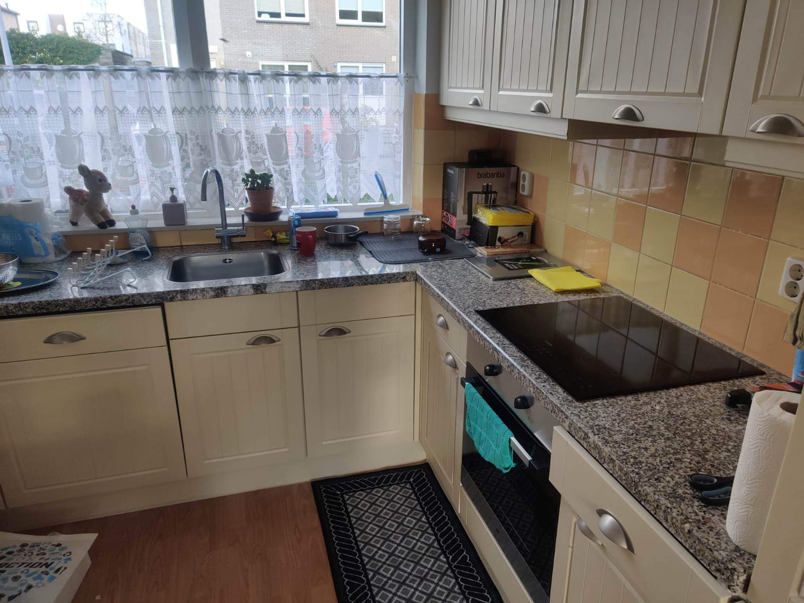 Kamer aan Swingstraat, Almere 9