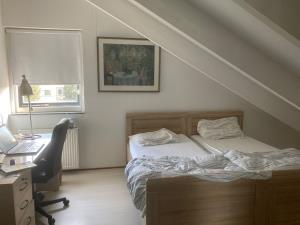 Room for rent 350 euro Oude Trambaan, Leidschendam