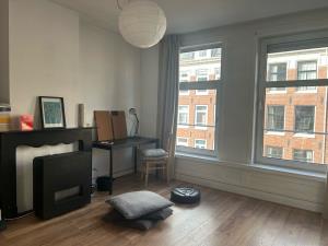 Kamer te huur 1175 euro Van Oldenbarneveldtstraat, Amsterdam