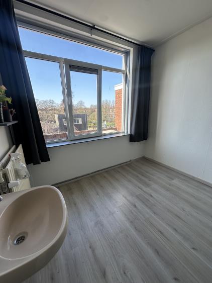 Room for rent 400 euro Madoerastraat, Groningen