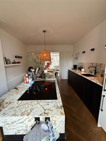 Kamer in Amsterdam, Jekerstraat op Kamernet.nl: Volledig gemeubileerd appartement