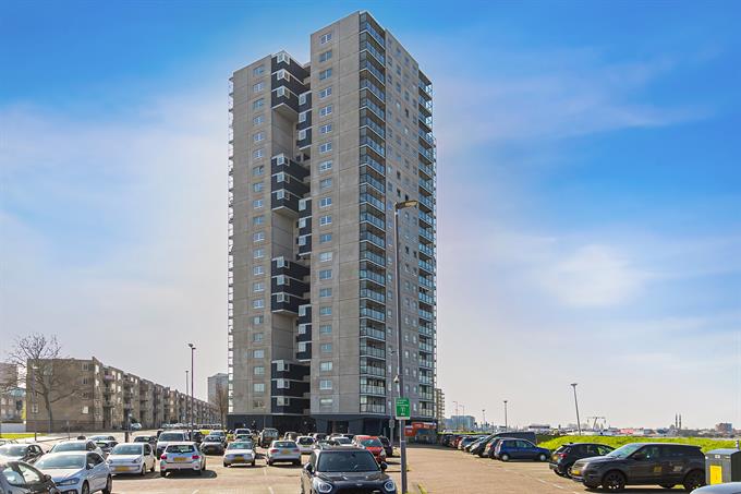Kamer in Rotterdam, Watertorenweg op Kamernet.nl: Luxe gemeubileerd appartement met panoramisch view