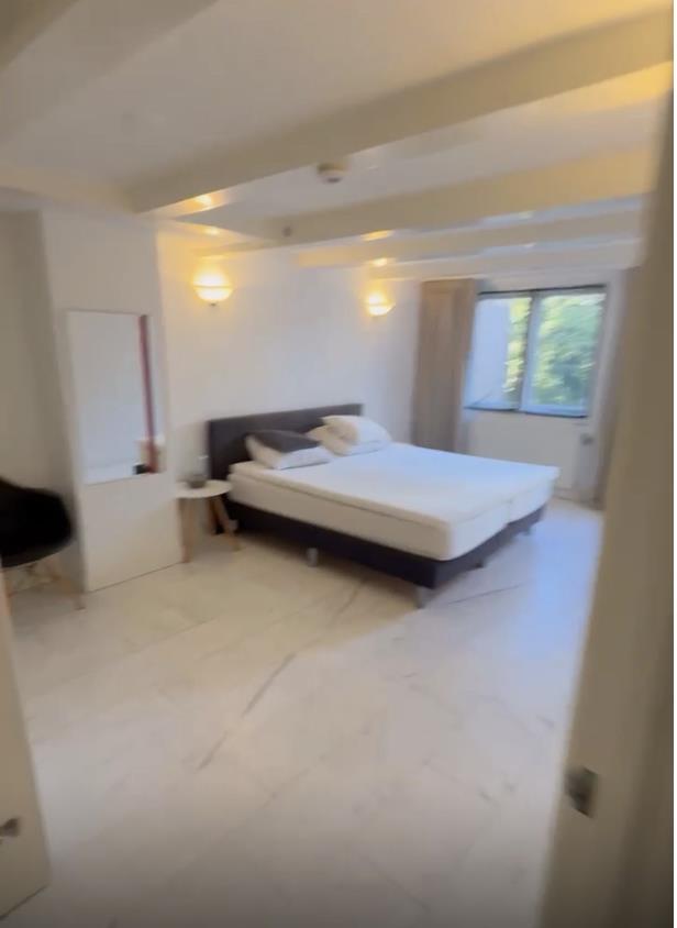 Kamer aan Keizersgracht 568, 1017EM Amsterdam