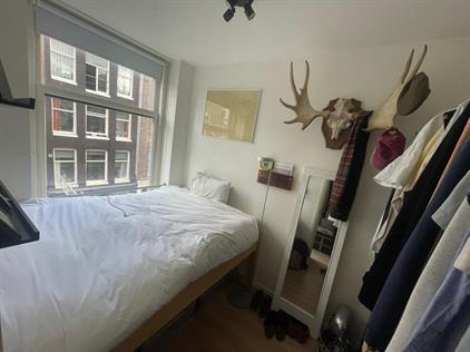 Zimmer zu vermieten 800 Euro Haarlemmerstraat, Amsterdam