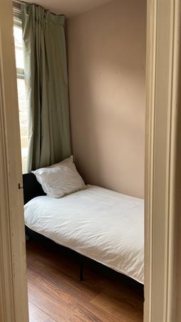 Zimmer bei Eerste Jan van der Heijdenstraat In Amsterdam