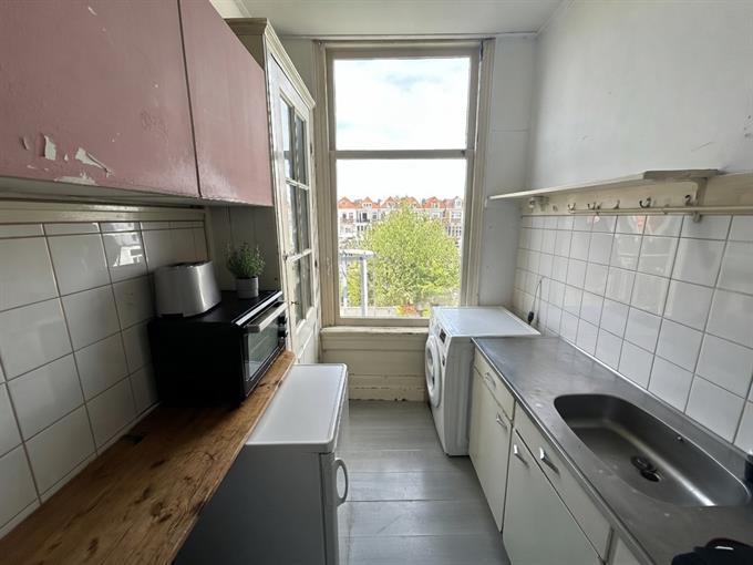 Zimmer bei Prins Hendrikstraat In Den Haag