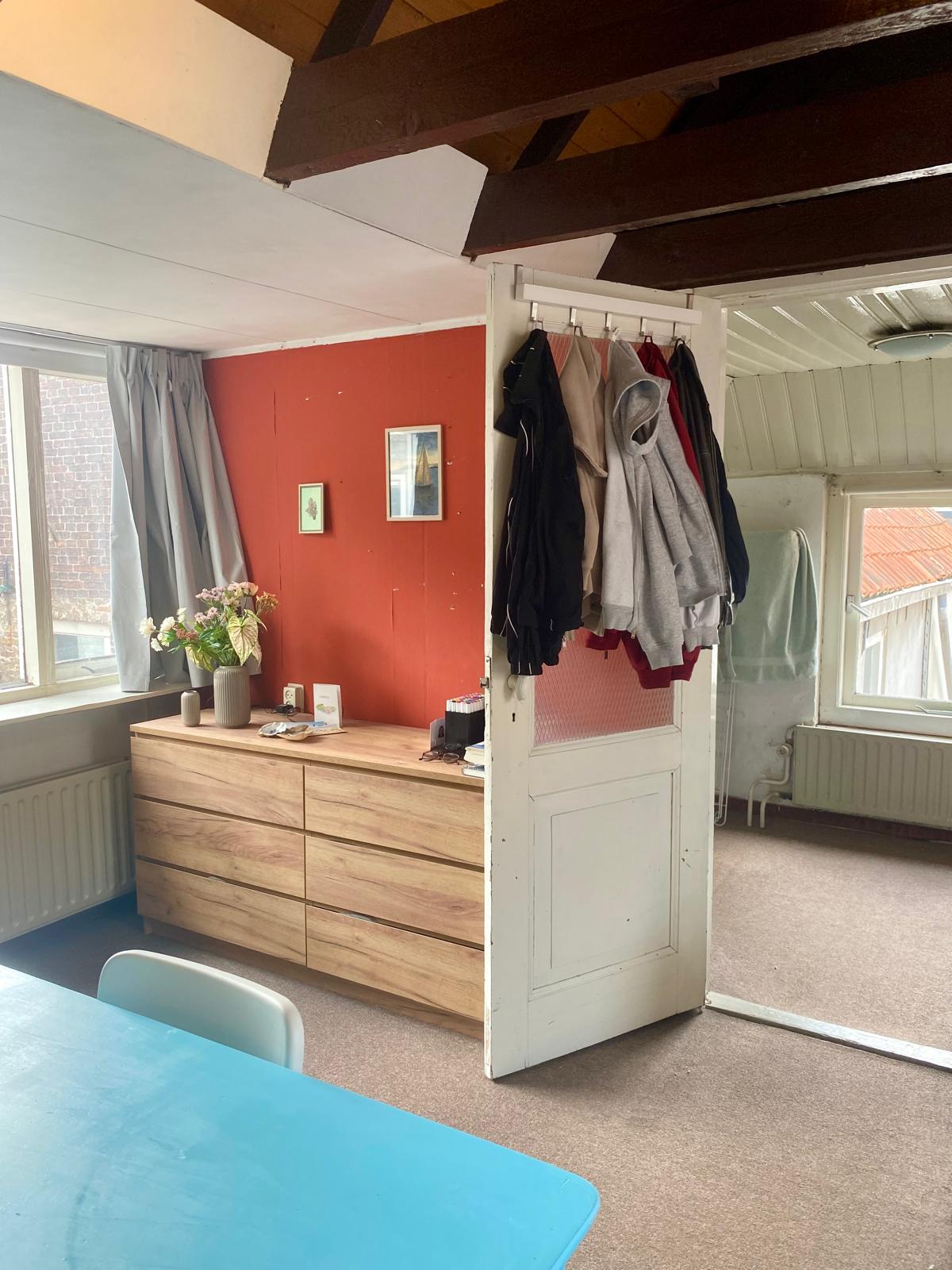 Kamer aan Brabantse Turfmarkt, Delft 6