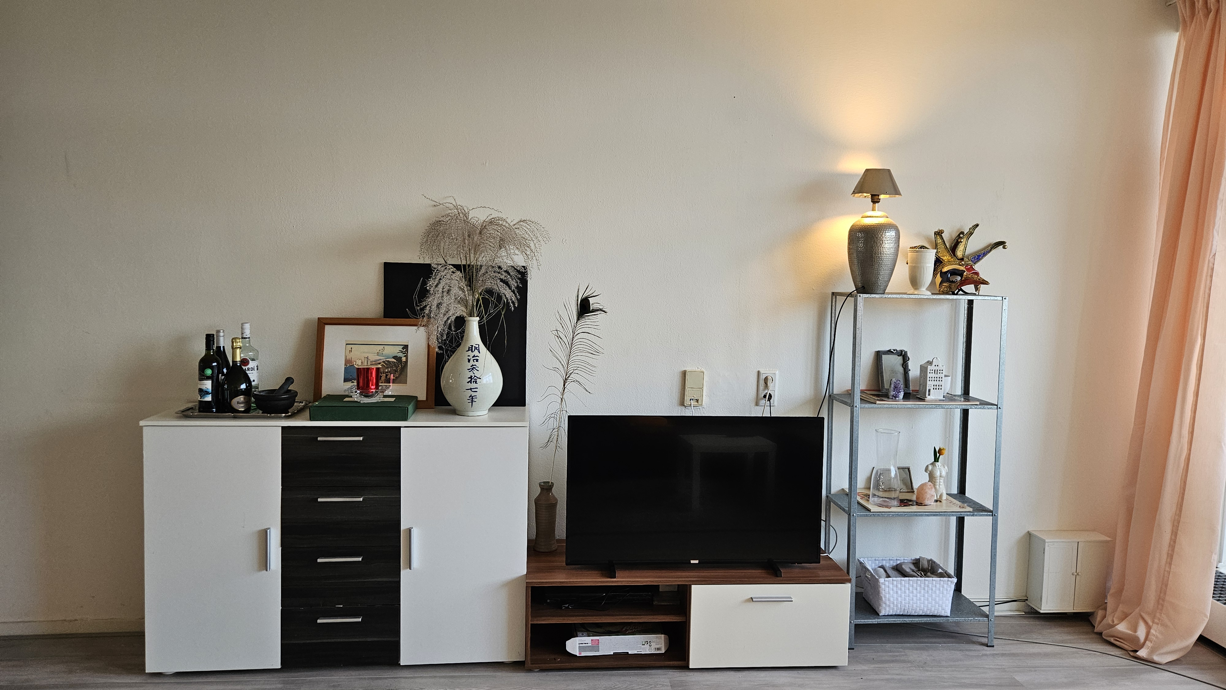 Kamer aan Overtoom, Amsterdam 5