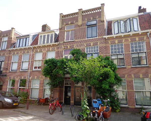 Kamer te huur in de Witte Rozenstraat in Leiden