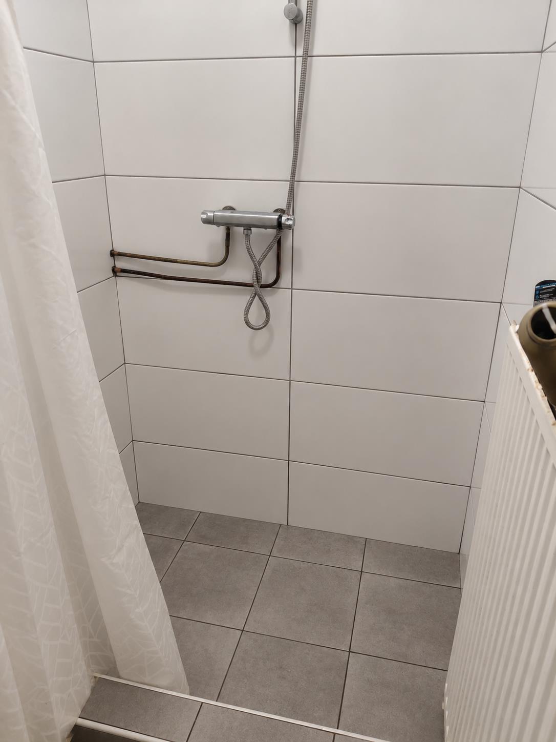 Kamer aan Fokkingeslag, Emmen 6