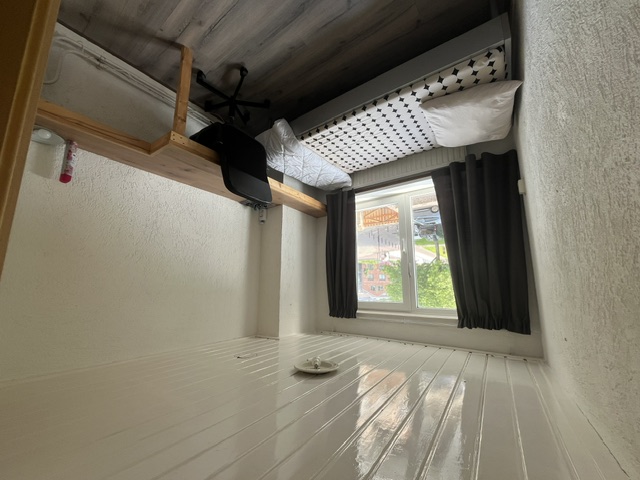 Assen – 9401AT