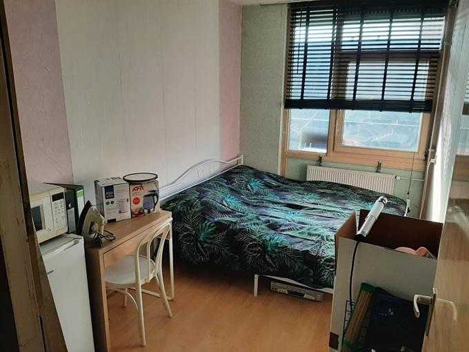 Kamer in Amsterdam, Ochtenhof op Kamernet.nl: Room for rent  (No deposit needed)
