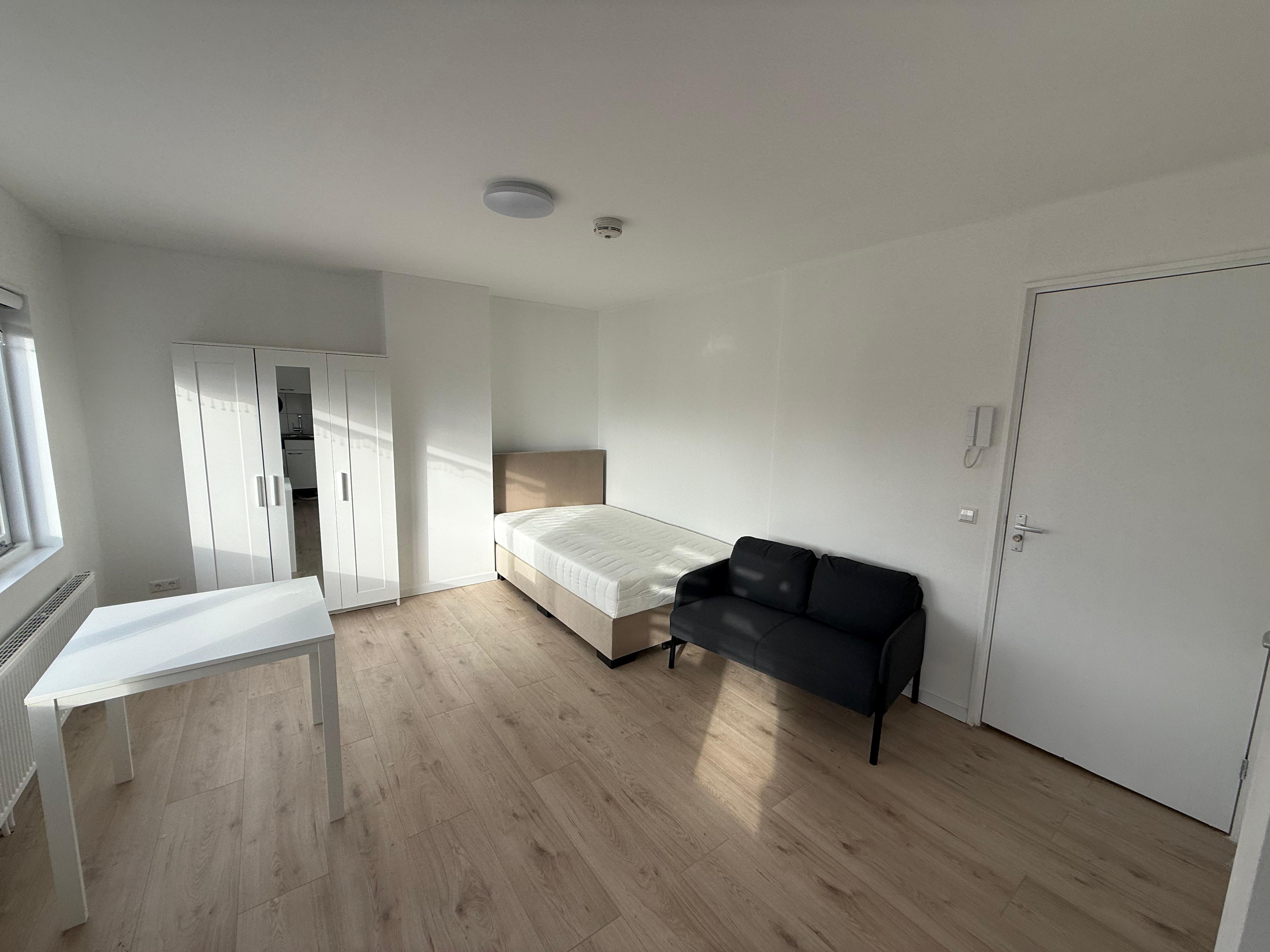 studios te huur op Amsterdamsestraatweg