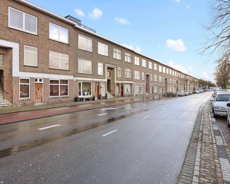 Kamer te huur aan de Loosduinseweg in Den Haag