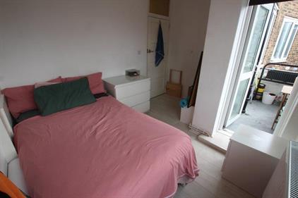 Room for rent 1290 euro Alkmaarstraat, Amsterdam