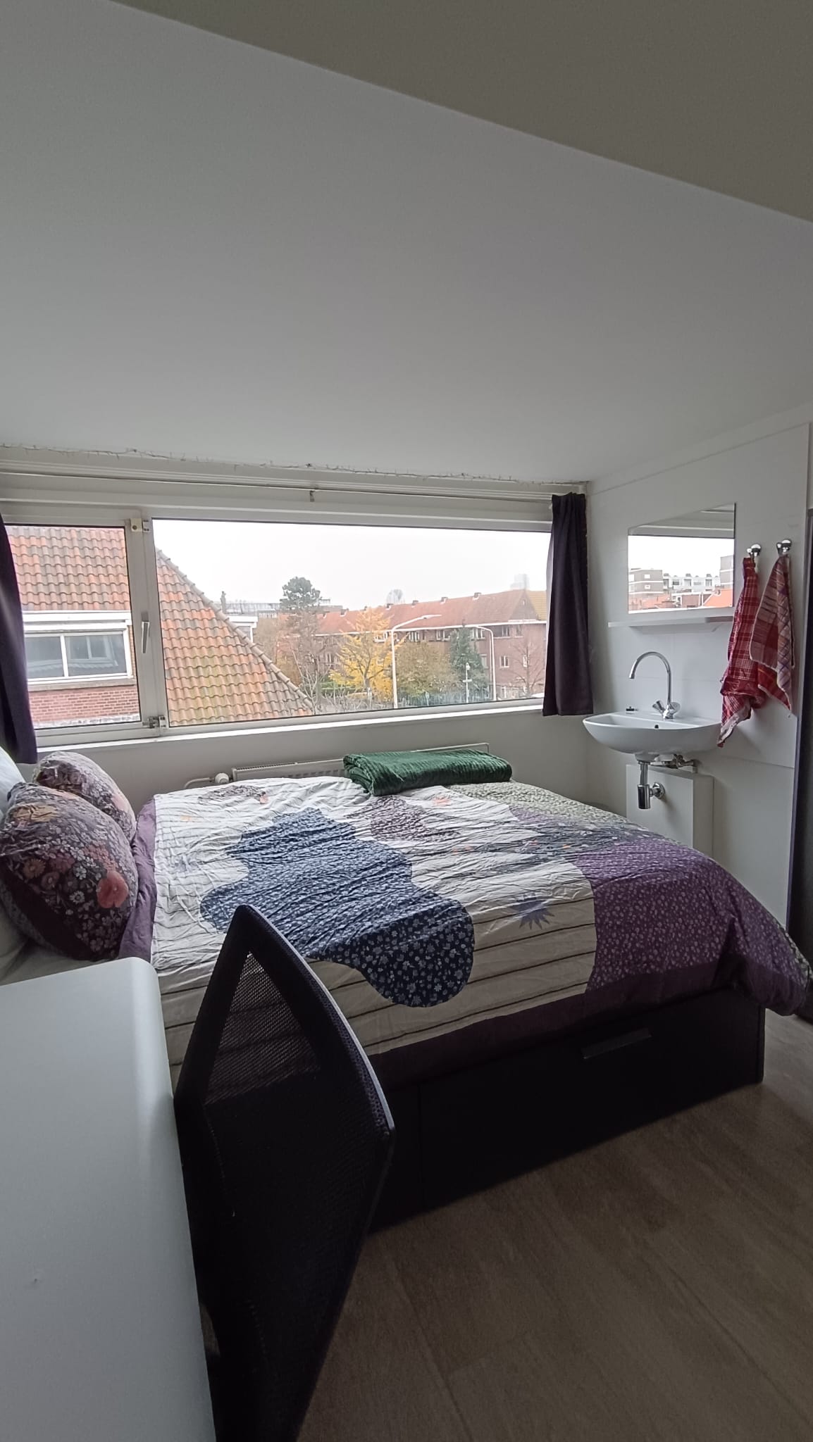 Room on Wassenaarseweg, Den Haag