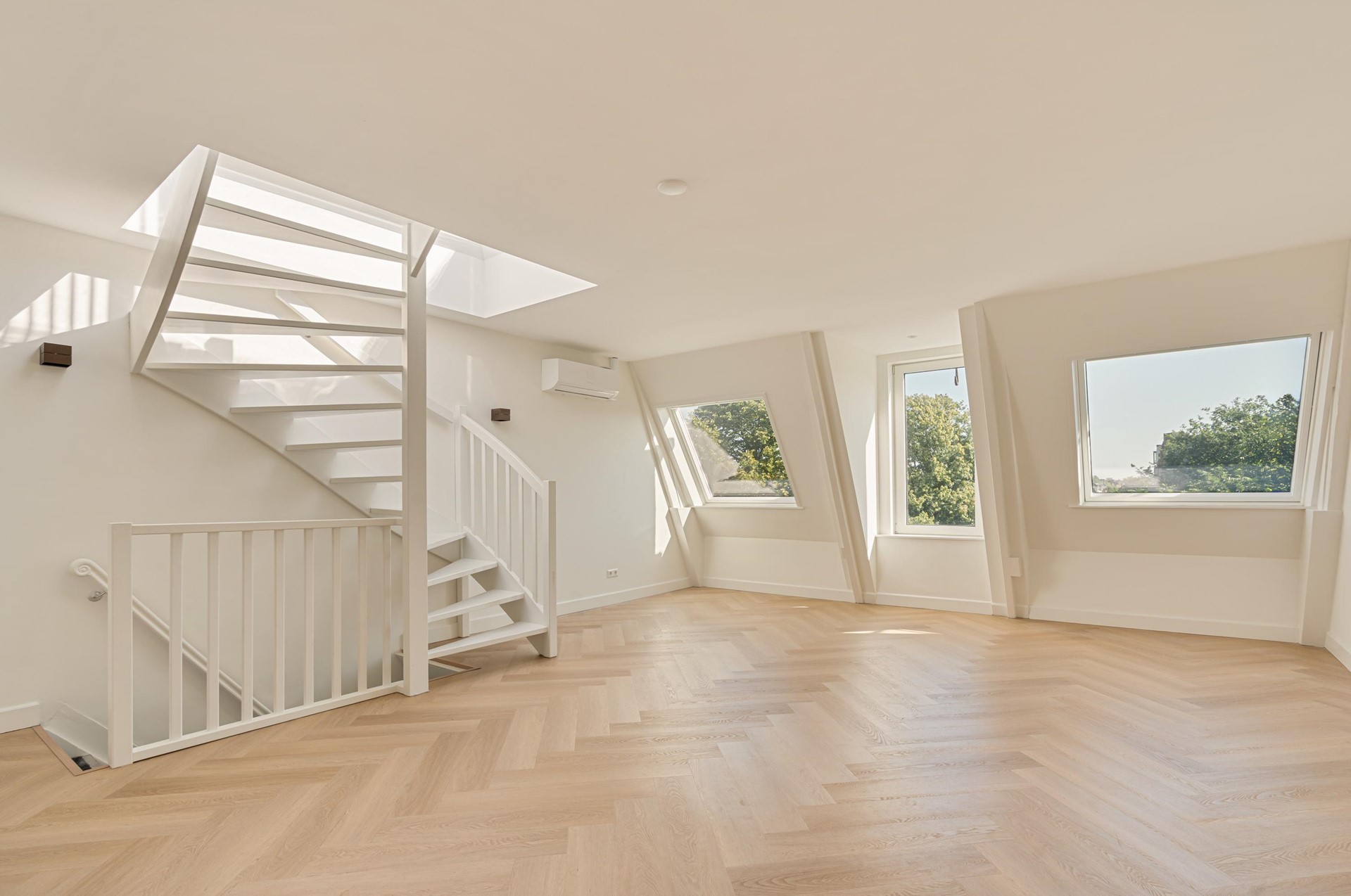Kamer aan Bellamyplein, Amsterdam 6