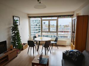 Room for rent 1020 euro Postjesweg, Amsterdam