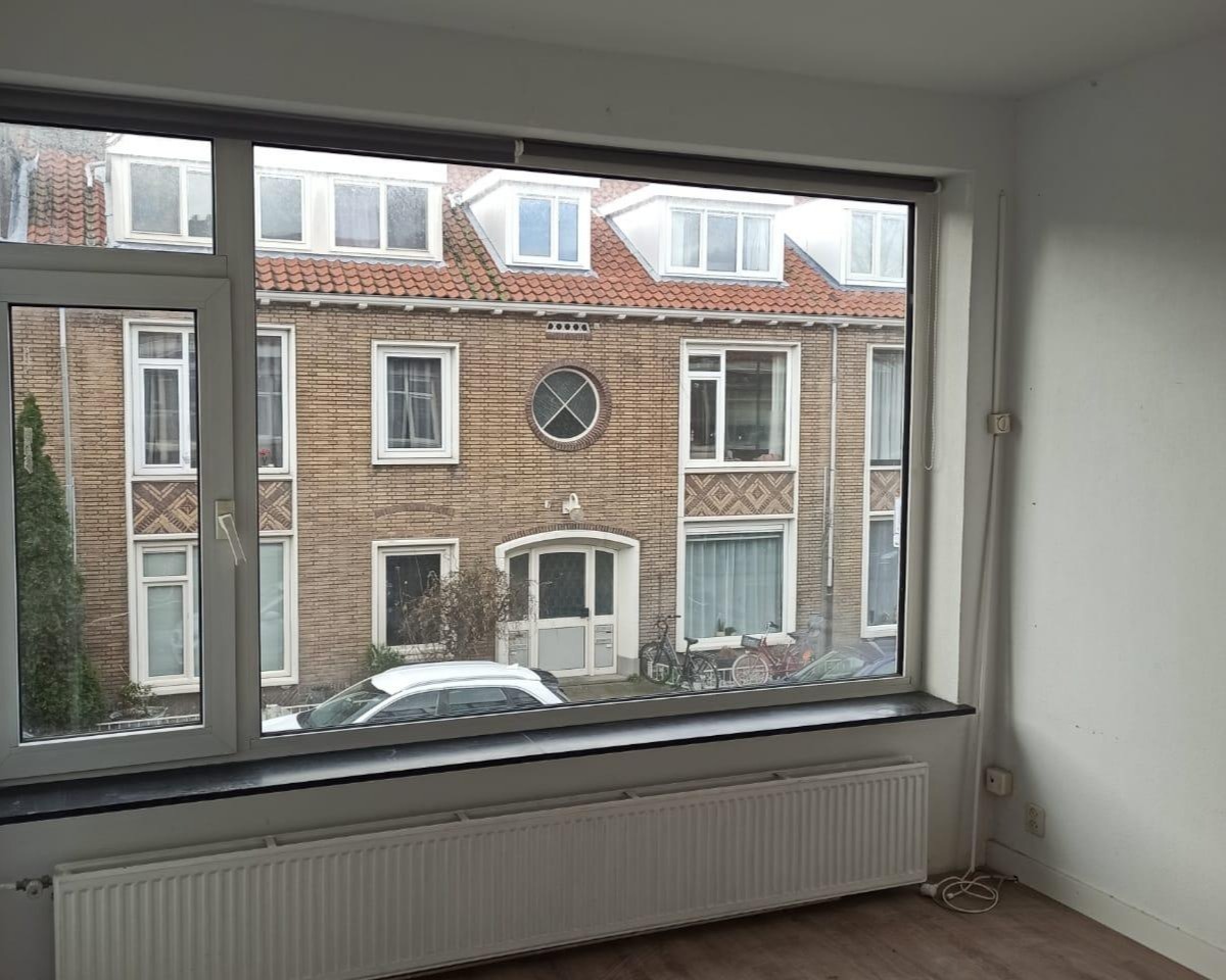 Kamer te huur in de Maarsbergenstraat in Den Haag