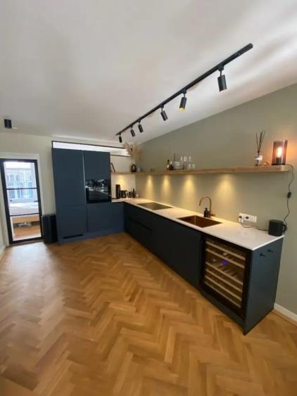 Appartement te huur 2500 euro Van Ostadestraat, Amsterdam