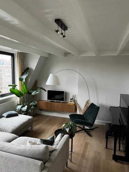Kamer te huur 1250 euro Roerstraat, Amsterdam