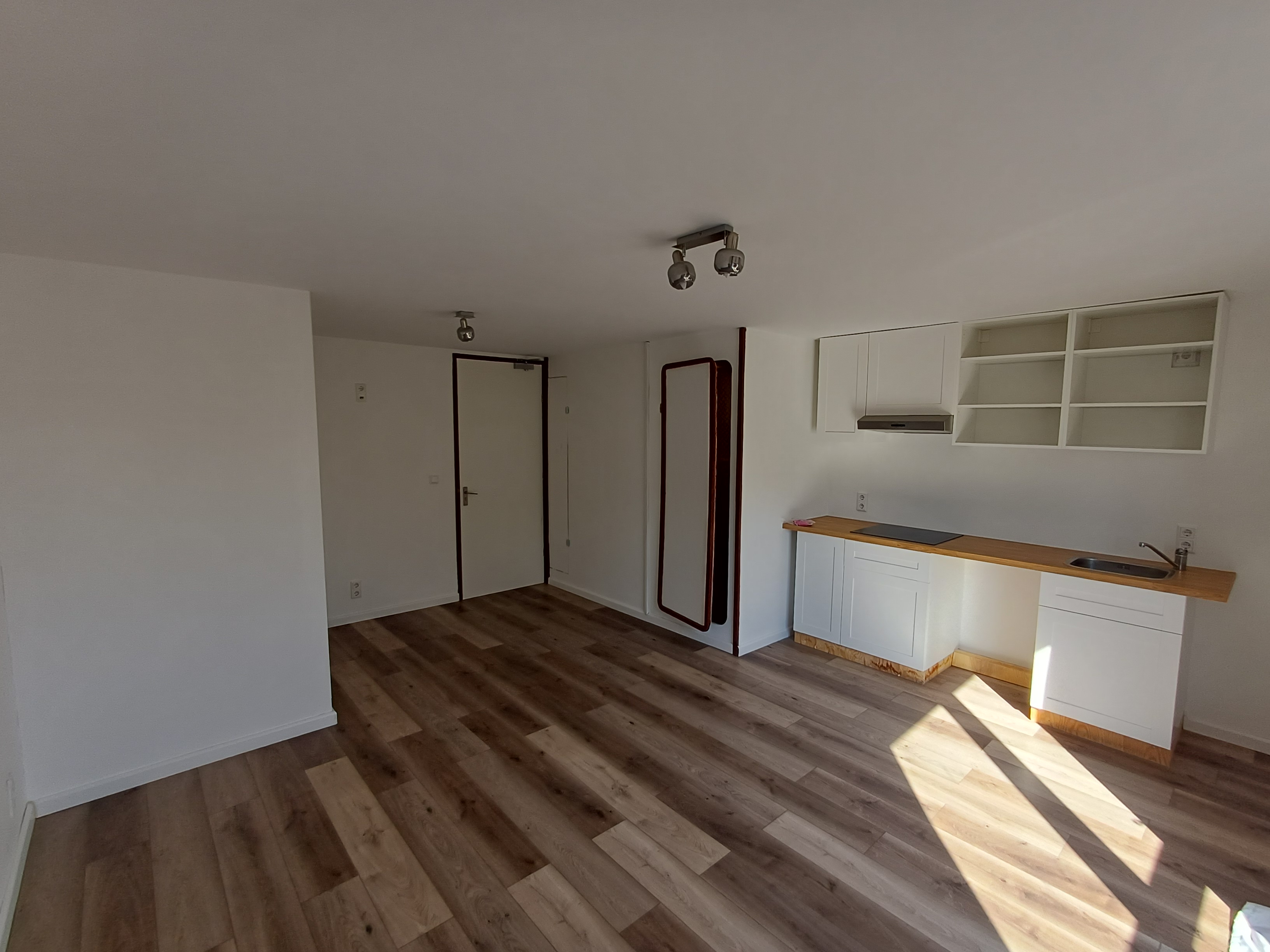 Kamer aan Lovensestraat, Tilburg 7