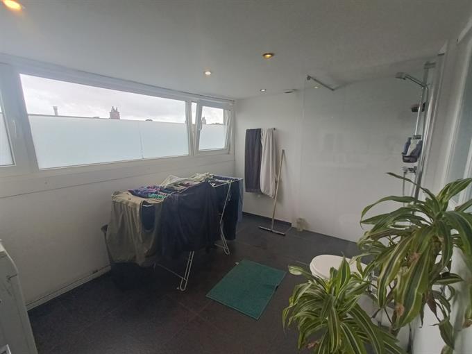 Zimmer bei Sonoystraat In Rotterdam