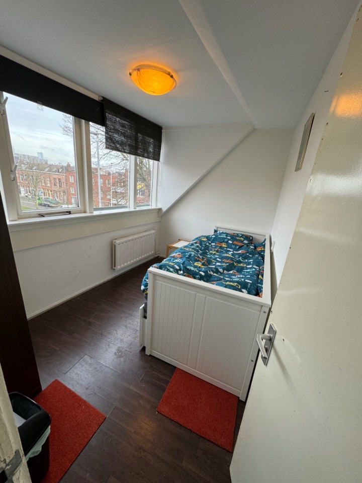Kamer te huur in Rotterdam – Utenhagestraat – foto 1