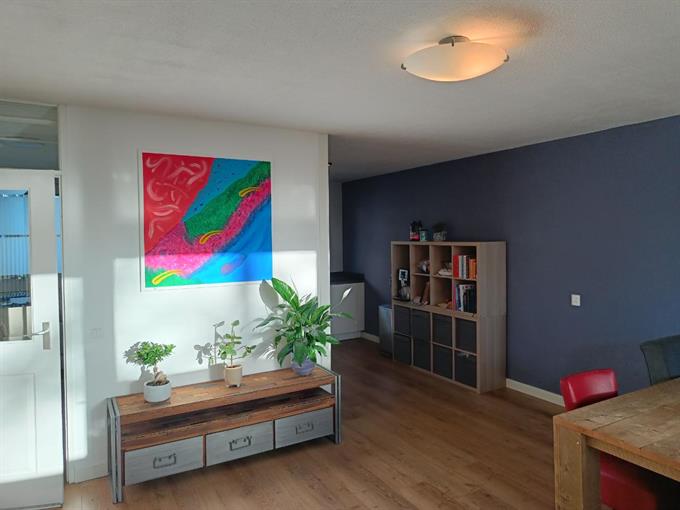 Kamer in Utrecht, Henegouwen op Kamernet.nl: Kamer in Licht en Gerenoveerd Appartement