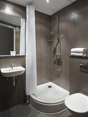 Zimmer bei Willem Ruyslaan In Rotterdam