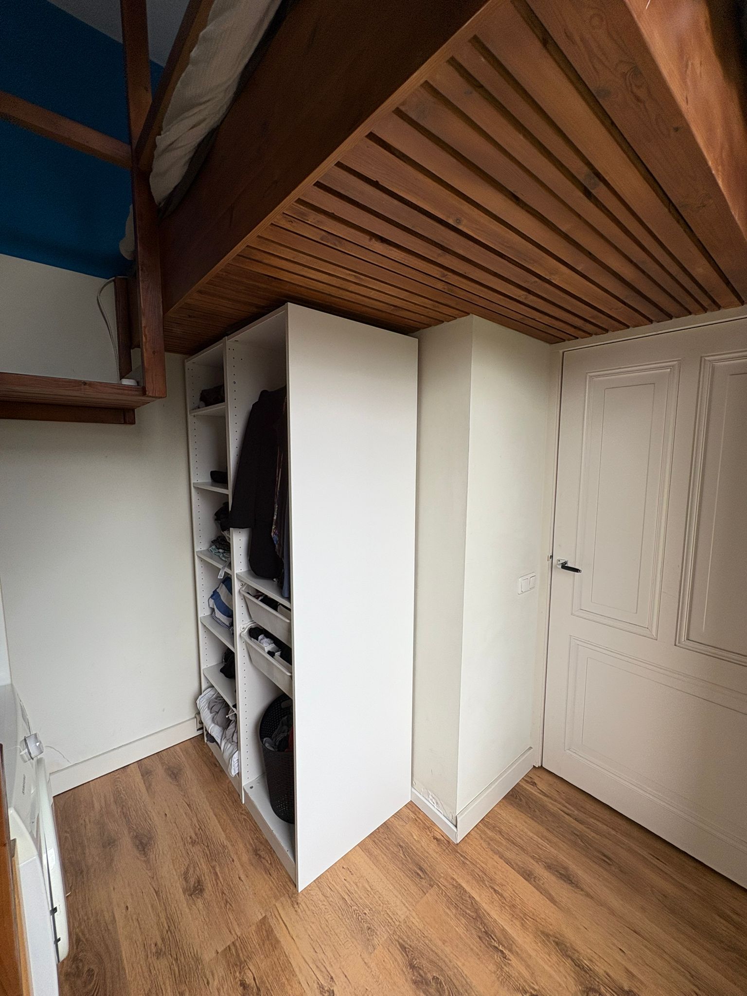 Kamer aan Amsteldijk, Amsterdam 6