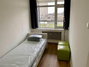 Room for rent 750 euro Burgemeester Caan van Necklaan, Leidschendam