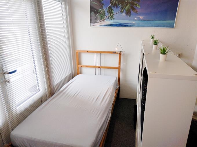Zimmer bei Mijnsherenlaan In Rotterdam