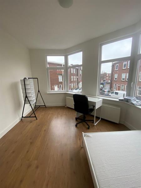NO MESSAGE: board.placeholders.imageURL