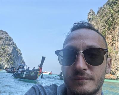 Manuele