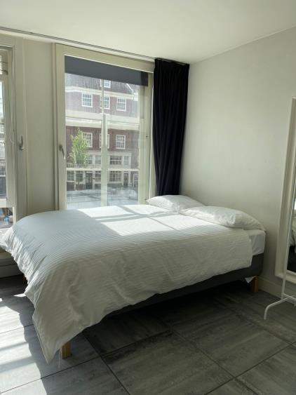 Studio for rent 1340 euro Nieuwezijds Voorburgwal, Amsterdam