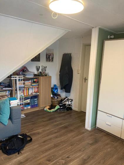 Room for rent 250 euro Helper Westsingel, Groningen