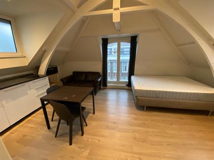 Studio te huur 1320 euro Ferdinand Bolstraat, Amsterdam