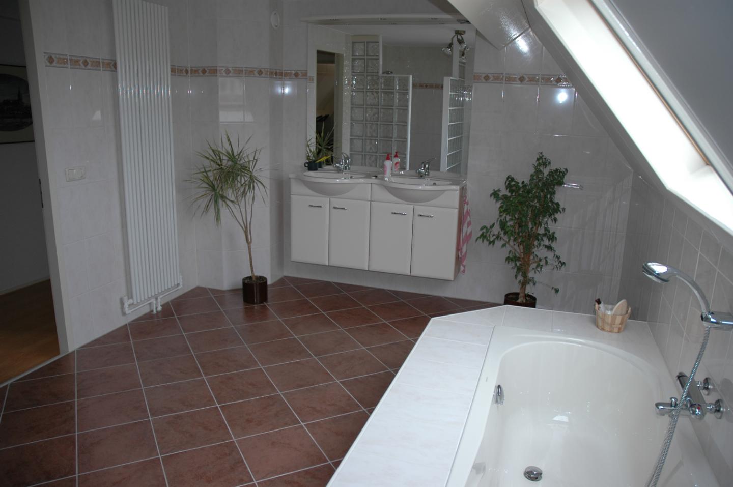 Kamer aan Menkemaborg, Lelystad 7