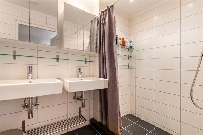 Zimmer bei Nachtwachtlaan In Amsterdam