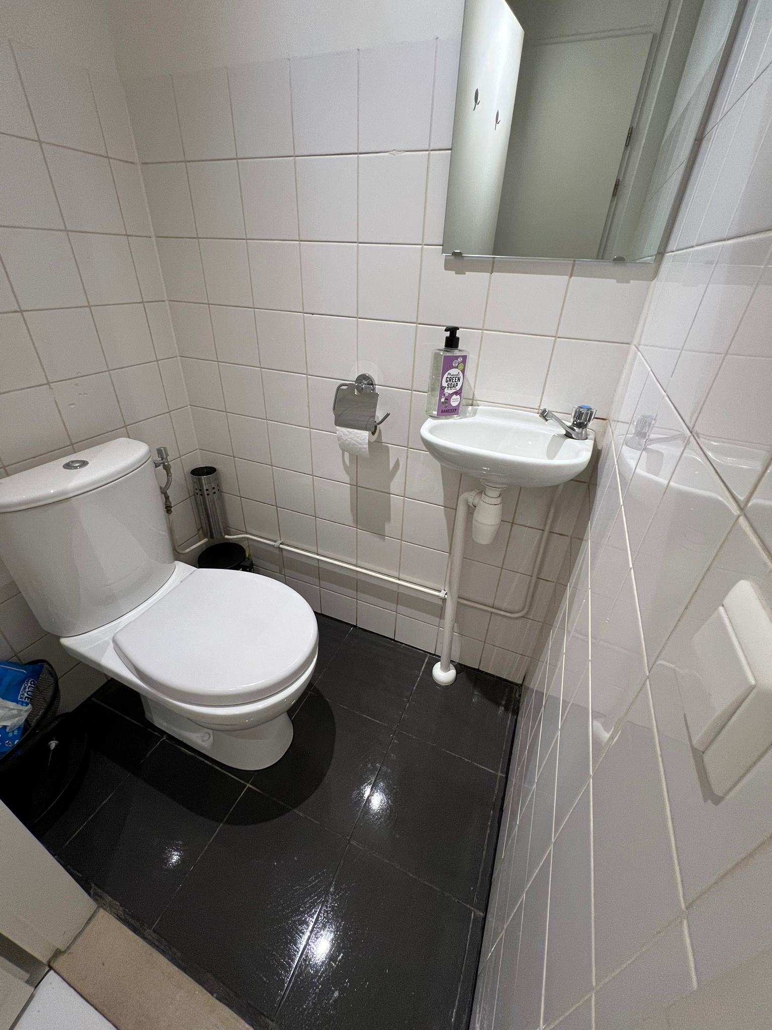 Kamer te huur in Amsterdam – Roeselarestraat – foto 3