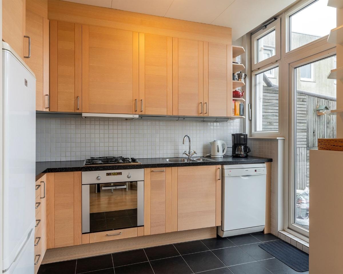 Appartement aan Professor Kamerlingh Onneslaan, Schiedam 8