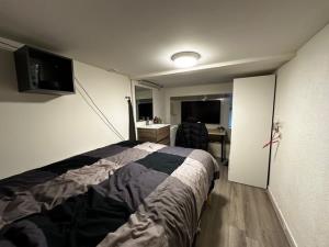 Room for rent 350 euro Zuiderpark, Groningen
