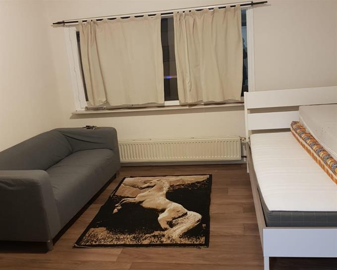 Zimmer bei Laan van Vlaanderen In Amsterdam
